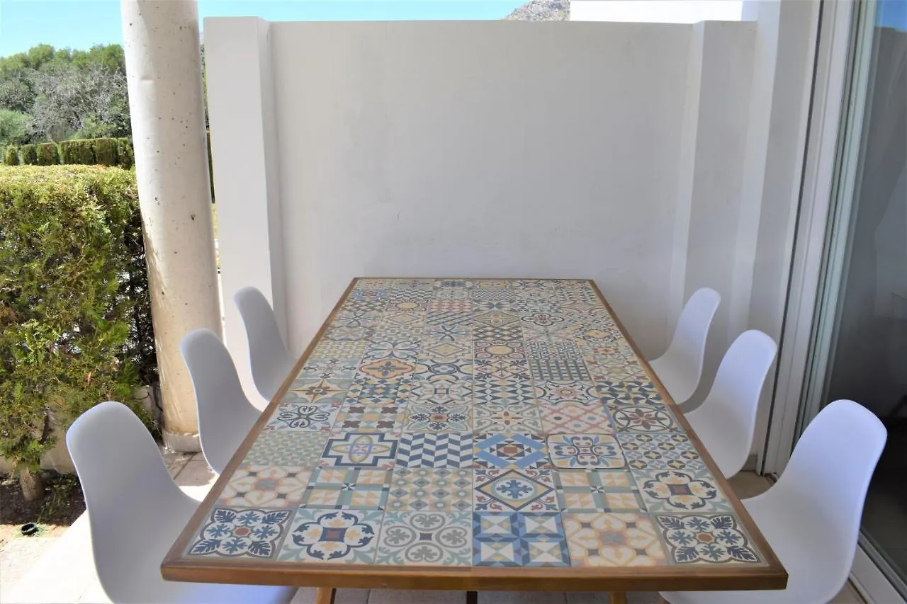 Ground Floor with private garden Bellresguard Appartement Port de Pollença